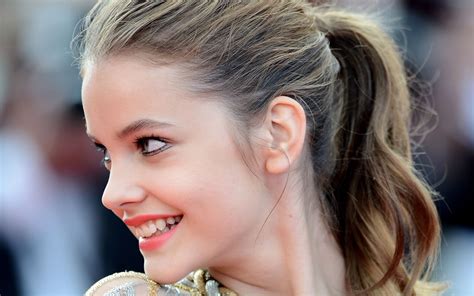 Barbara Palvin Women Brunette Blue Eyes Smiling Side View