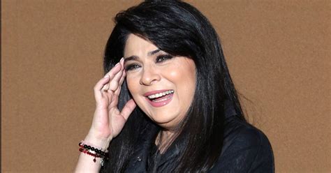 Victoria Ruffo comparte foto inédita con sus bellas hermanas Gaby y