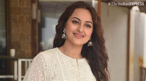 Up Police Visit Sonakshi Sinhas House In Alleged Cheating Case Actor