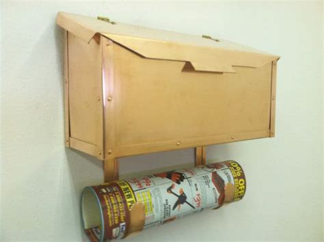 How do you attach a mailbox to a house? Wall Mounted Wooden Mailbox Plans - WoodWorking Projects ...