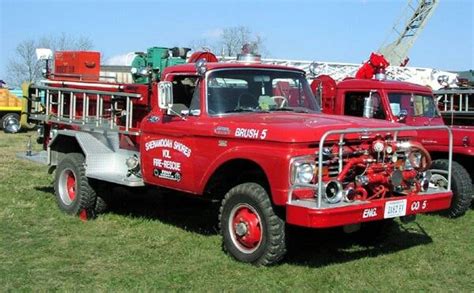 Brush Truck Ford 4x4 Power Wagon Fire Apparatus House Fire