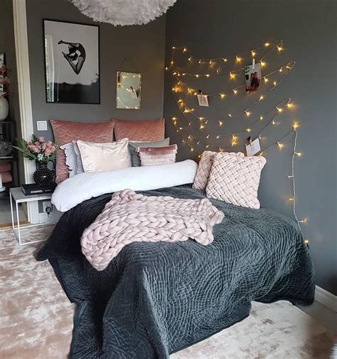 Scandinavian bedroom inspo is part of great design ideas. Have a lovely evening 💗 Tag a friend for inspo! 💫 Credi in 2019 | Bedroom decor, Room decor ...