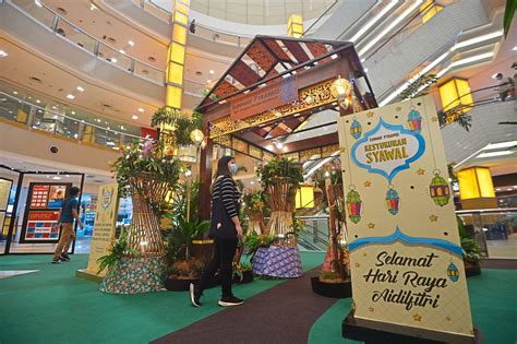 Low Key Hari Raya Decorations At Malls The Star