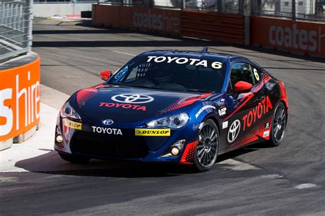 High Profile Drivers Fire Up Toyota 86 Racing Series