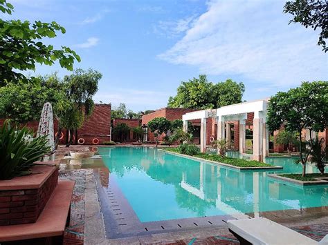 Itc Mughal A Luxury Collection Resort And Spa Agra Hotel Price Address And Reviews