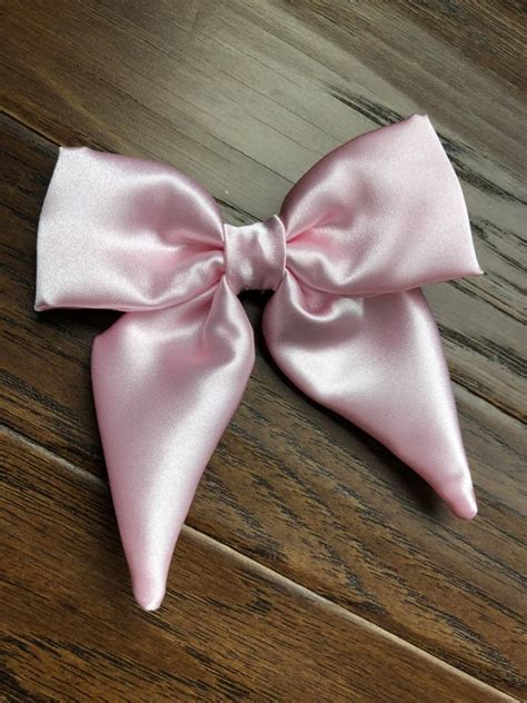 Light Pink Hair Bow Made With Pink Satin Etsy Making Hair Bows