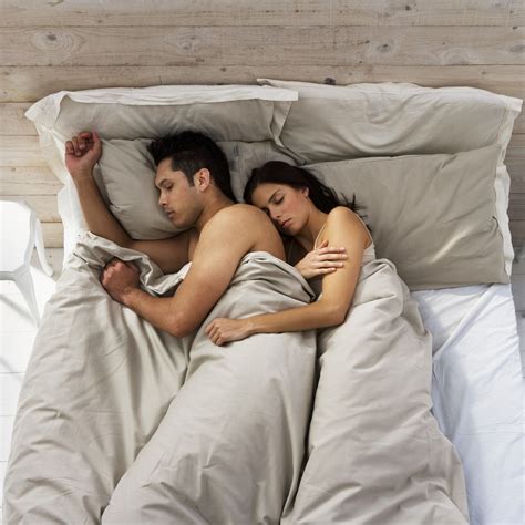 la forma en la que duermes con tu pareja puede decir mucho de la relación ¡descúbrelo estilo