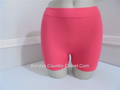 Crossdresser Sissy Seamless Booty Shortspantys From Fabric And Fabric