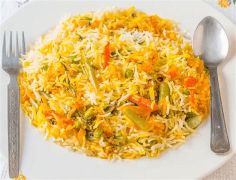 Easy To Make Vegetable Subz Biryani At Home Veg Dum Biryani Recipe