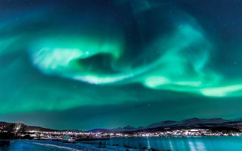 Aurora Borealis Northern Lights Night Green Stars Mountains Hd Sky
