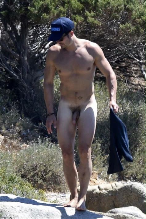 Orlando Blooms Beautiful Naked Cock UNCENSORED Leaked Men