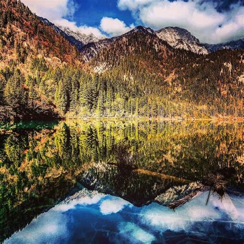 Jiuzhaigou 九寨沟 National Park In Sichuan Province China Has Some Of