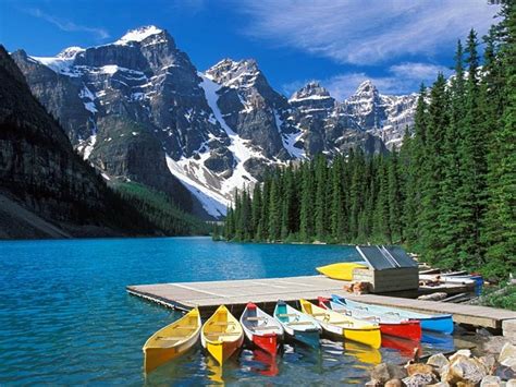 Moraine Lake Tourist Attraction In Canada