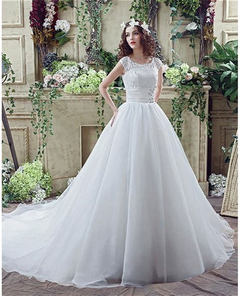 Modest Traditional Big Ballroom Wedding Dresses With Lace Top H76024
