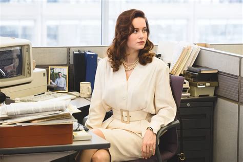 Gorgeous Brie Larson In The Office 1960s Style Celeblr