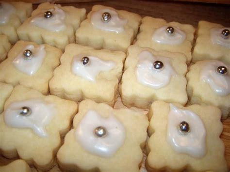 Cream butter and sugar together. Mini Shortbread Cookies | Shortbread cookies, Shortbread ...
