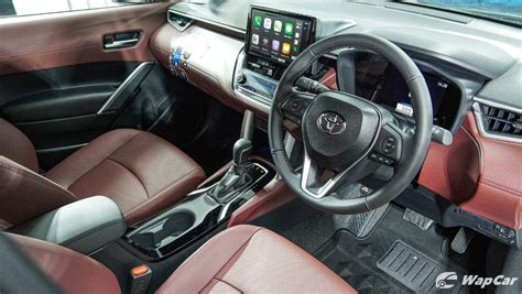 Pada sisi interior, menawarkan ruang yang cukup untuk memenuhi kebutuhan anda. Toyota Corolla Cross Images in Malaysia - View Exterior ...