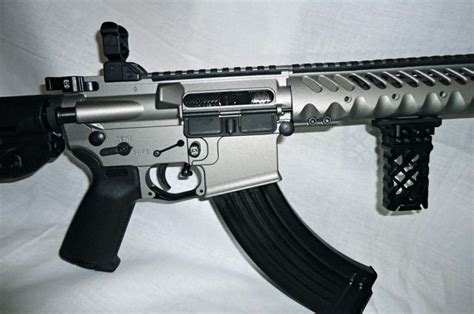 Can Someone Help Me Identify This Rail Ar15