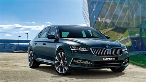 Taking a look at the 2021 skoda superb with hybrid engine and top of the line trim: Skoda Superb 2021 2.0 TSI (AT) L & K Exterior Car Photos ...