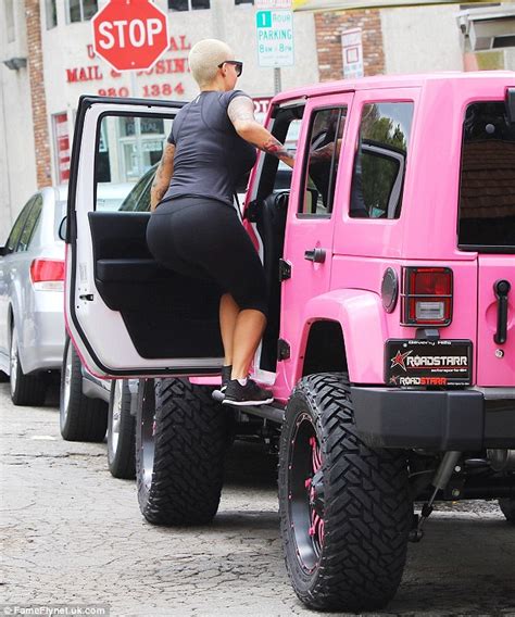 Amber Rose Struggles To Get Into Her Custom Hot Pink Jeep In Los