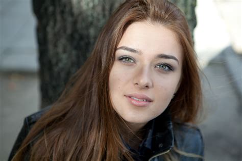 Free Download Hd Wallpaper Women Blue Eyes Models Faces Adriana F