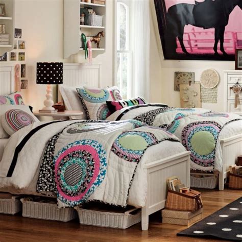 And yes, this applies to your teenage girl's bedroom design ideas as well as her wardrobe choices. 25 Beautiful Girls Bedroom Ideas For Your Little Angel ...