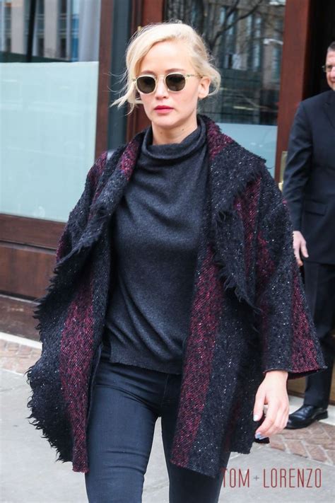 Jennifer Lawrence Sunglasses Jennifer Lawrence Street Style Jennifer