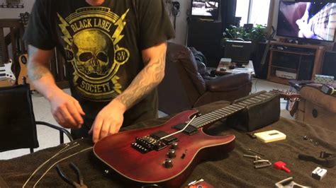 Floyd Rose String Change Quick And Easywith Tuning Trick How To
