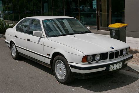 It was powered by the bmw m50 engine and was the first 5 series to use a rack and pinion steering system. 1995 BMW 5 Series 525i - Sedan 2.5L Manual