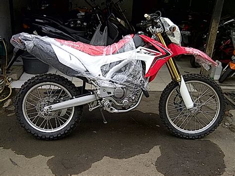 The rebel is part of the cm series of cruisers. HONDA CRF 250CC ENDURO - Jual Motor Honda CRF majene