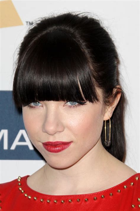 Carly Rae Jepsens Hairstyles And Hair Colors Steal Her Style