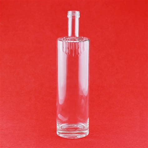 Cylindrical Shape Fine Liquors Vodka Bottle Custom Bottom Engraved Long Neck Liquor Spirits