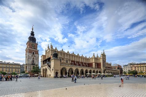 Metaloplastyka kraków krk sukiennice prl miedzioryt. Kraków Travel