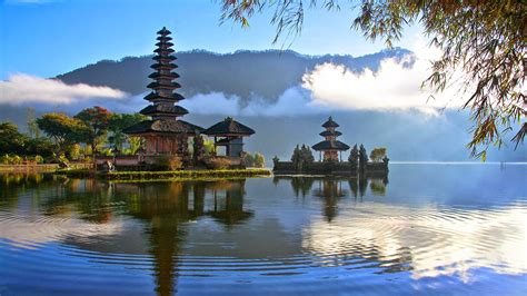 6 Tujuan Wisata Di Indonesia Yang Eksotis Dan Menarik
