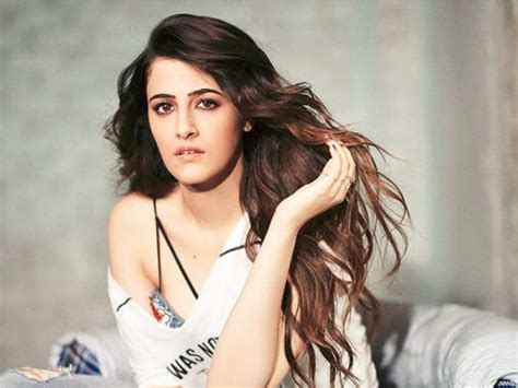Kriti Sanon All Movies List 06 Upcoming Movies List Of Kriti Sanon 2019 And 2020 With Cast And