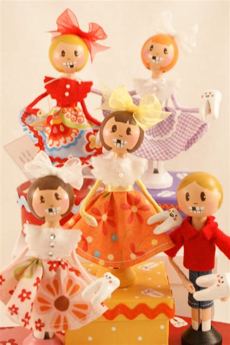 Clothespin Dolls With Cute Outfitshair Bows Wooden Clothespin Crafts