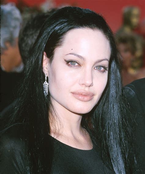 Angelina Jolies Best Beauty Looks From 90s Goth To Modern Icon