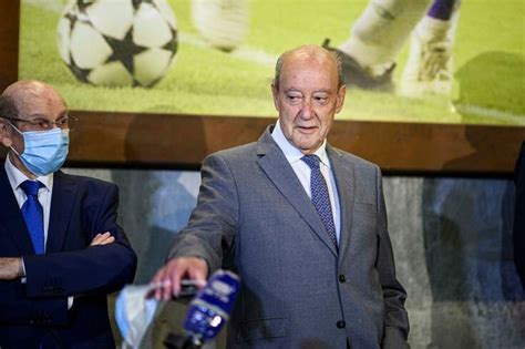 Jorge nuno de lima pinto da costa (porto, 28 de dezembro de 1937) é o presidente do futebol clube. Pinto da Costa explica as suas escolhas para as eleições ...