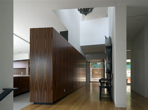 Comfortable Minimalist House Interior Design Homemydesign