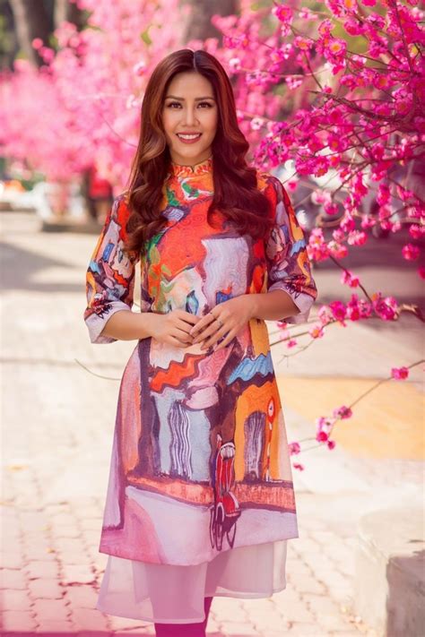 Thời trang, video ngôi sao, phim ảnh, tình yêu, học đường, các chuyển động xã hội. Á hậu Nguyễn Thị Loan: Ngày Tết, tôi hay bị hỏi bao giờ ...