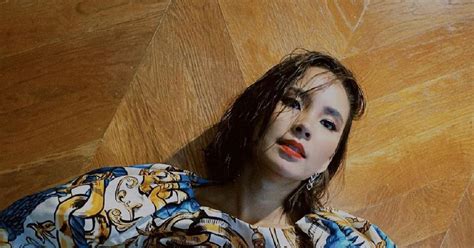 Mari kita baca tentang kisah sunny ang dan sejarah hitam yang berlaku di perairan kepulauan sentosa. Terima Ugutan Bunuh Gara-Gara Lakonan Dalam Bidadari Salju ...