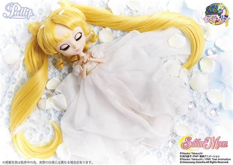 Cute And Elegant From Collaboration Series Between Fashion Doll Brand