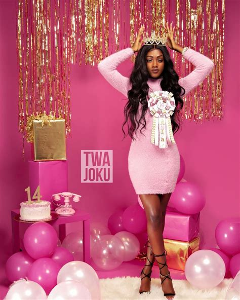 Pink Birthday Photoshoot Cute Birthday Outfits 21st Birthday Photoshoot Photoshoot Outfits
