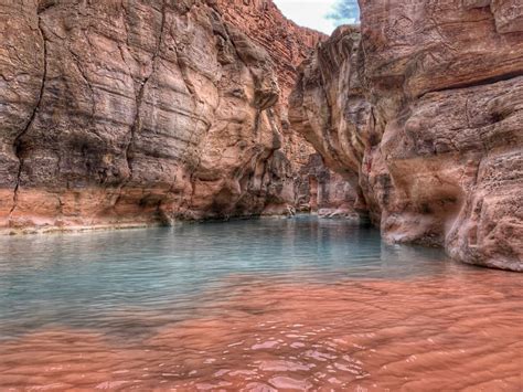 Hiking The Confluence From Havasu Falls Inspire Travel Eat