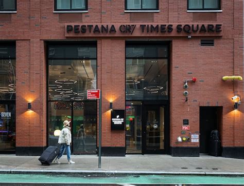 Pestana Cr7 Times Square In New York Find Hotel Reviews Rooms And