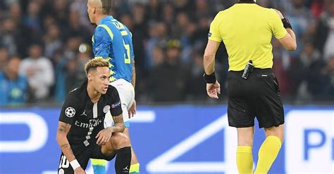 Bjorn kuipers is actually his alias. Kuipers: 'Niets respectloos gezegd tegen Neymar' | Sport ...