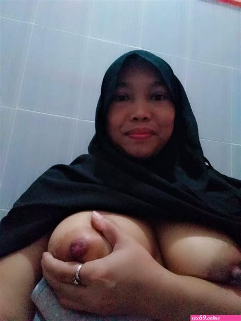 Toket Jilbab Naked Sexy Photos