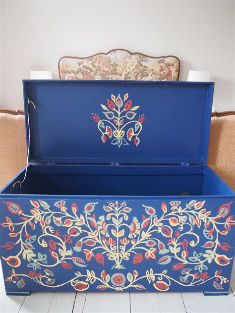 Painted Trunk Painted Trunk Home Decor Design