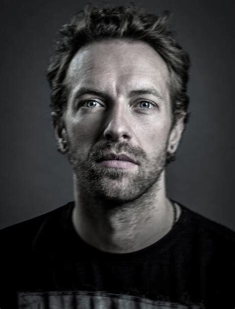 Coldplay Indonesia On Twitter Coldplaypicoftheday Two Beautiful Photos Of Chris Martin
