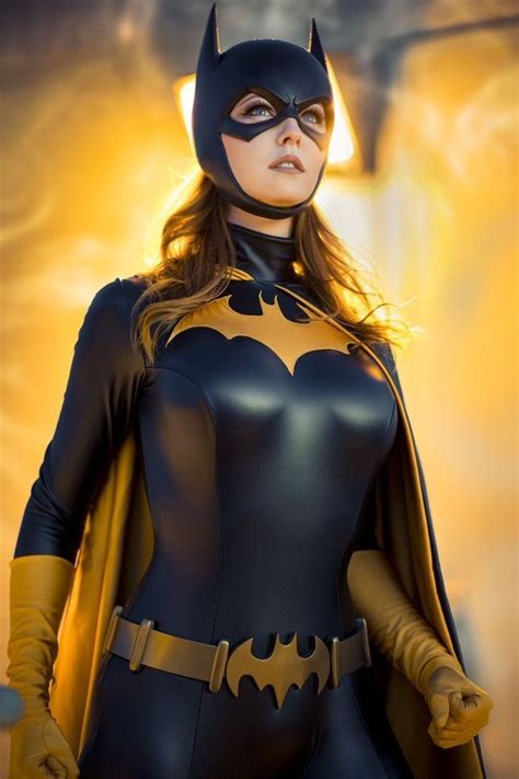 Batgirl In 2021 Batgirl Cosplay Batgirl Cosplay Woman